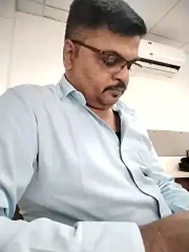 Desi_Lodo_Gujju_Boy webcam