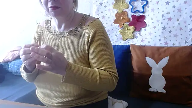 QueenLana webcam