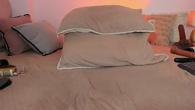 _luuciana_ webcam