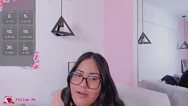 Briana_Goldd webcam