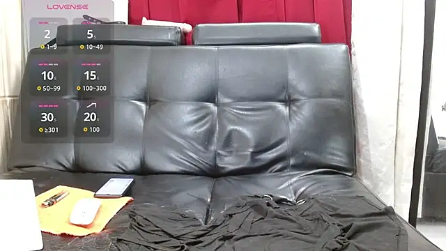 Camil4_milf_1 webcam