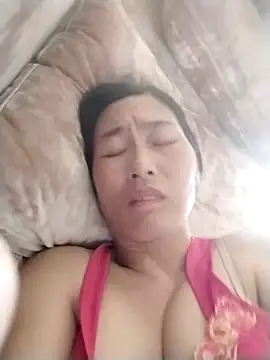 lris-Beauty77 webcam