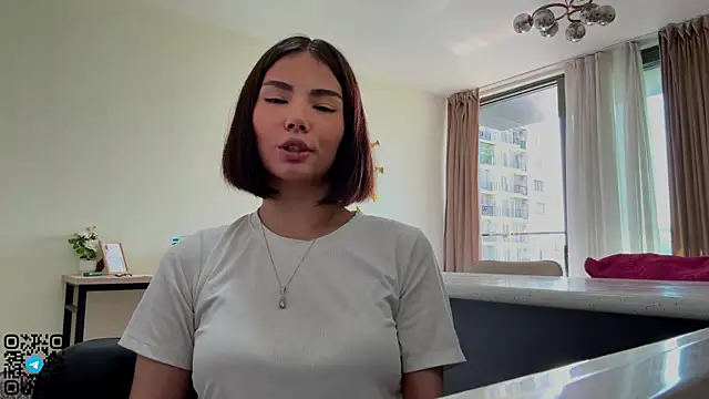 MarylnMonnier webcam