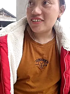 Blaze_Luna webcam