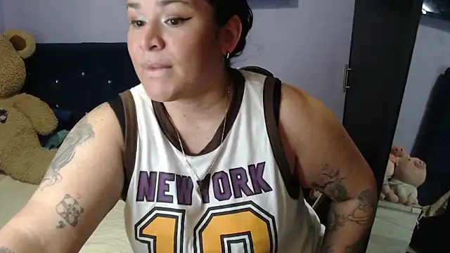 ANGELIQUE_KLANE webcam