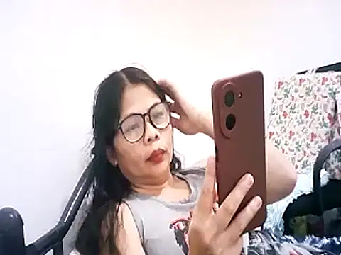 pinay_milfxx webcam