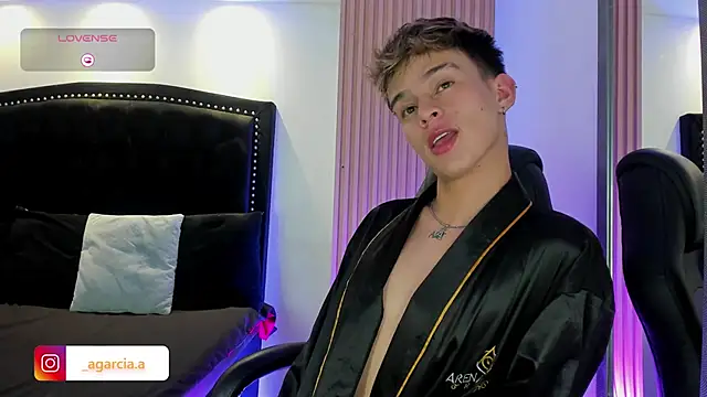 liamwildx20 (M twink) - Kiss for you