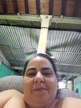 golositadeamor (F milf) - Darme cariñitos ricos