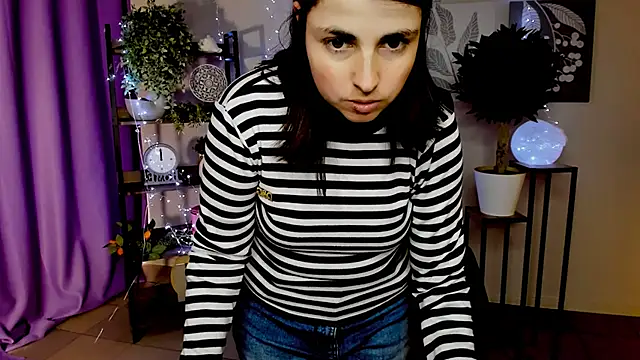 MartaEdams webcam