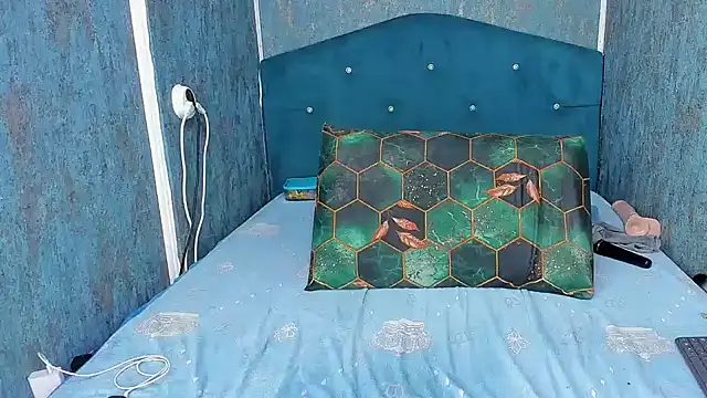 RedAssHottie webcam