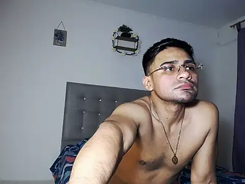 zeussexyhot webcam