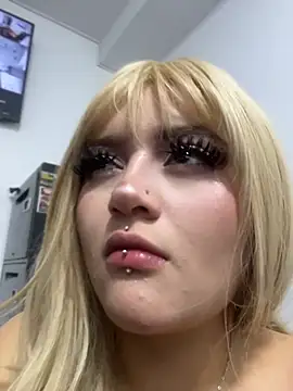 lya_nekko_ webcam