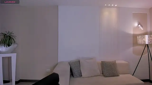 AmyRosse_X webcam