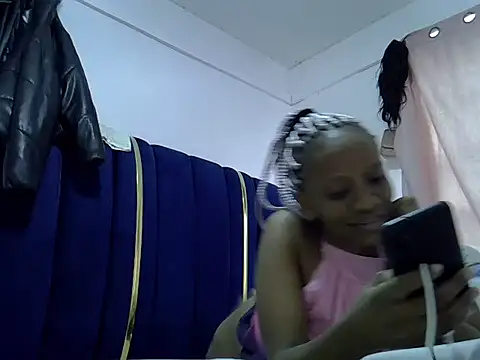 prettybeee webcam