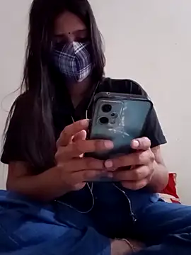 Ipsita-bold webcam