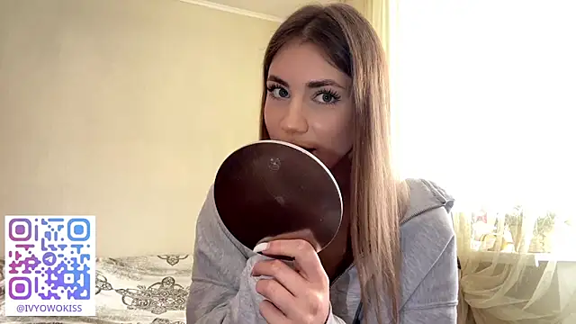 simmisweet - Simmisweet's free webcam - UK Sex Cams