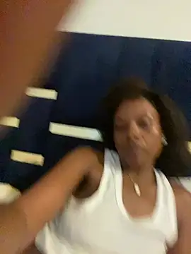 Dellah27 webcam