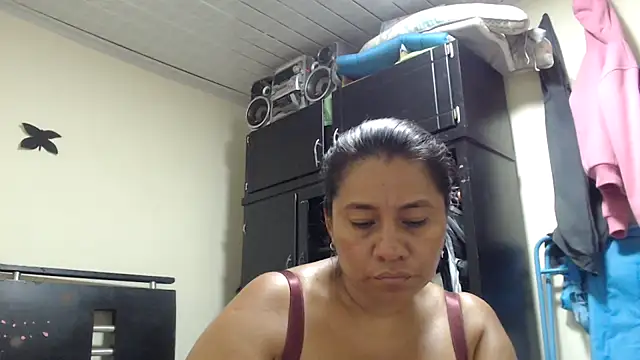 adrixxx38 webcam
