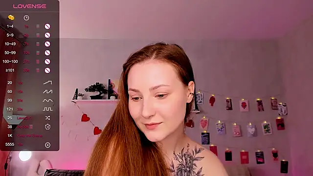 velvet_cherry_ webcam