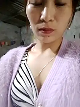 thobaby112 - Thobaby112's free webcam - UK Sex Cams