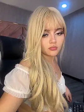 lya_nekko_ webcam