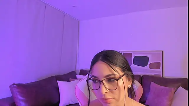 NoaLuxury webcam