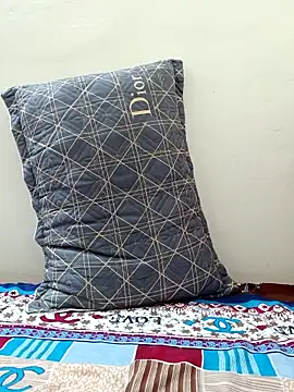 Dumani99 live sex cam