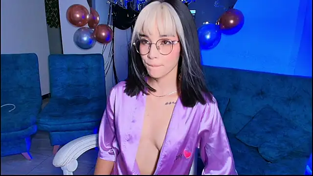 Giaa_Moretii live sex cam