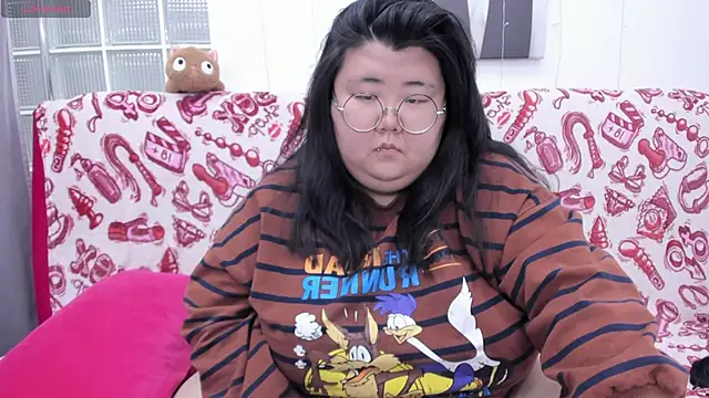 Nadine_asian webcam