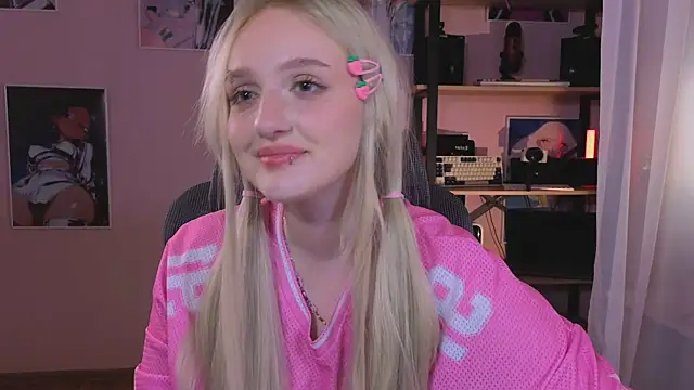 ELLIEJAY webcam
