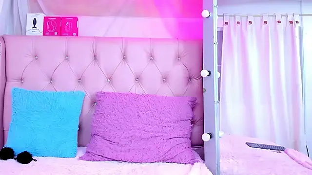 Emma_collins23 webcam