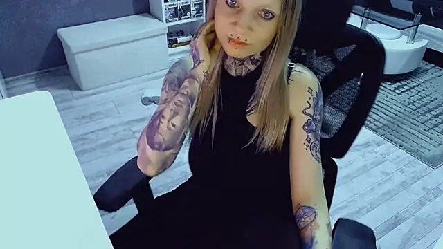 InesGold webcam