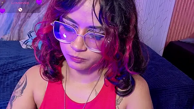 kristen_tay (F young) - play with finger in my pussy