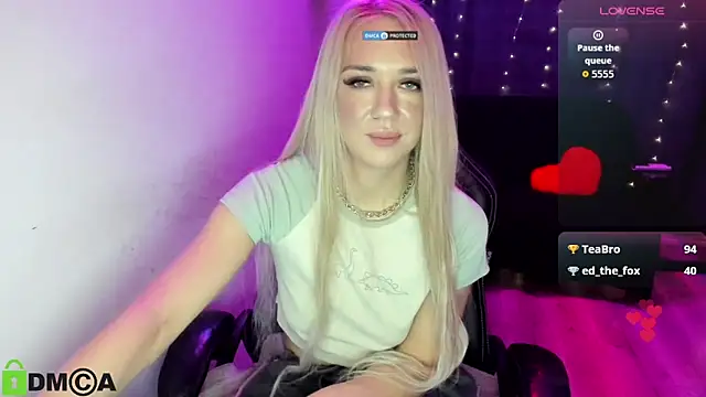 CrystalGirl99 webcam