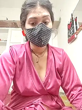 Cut_madhuri webcam