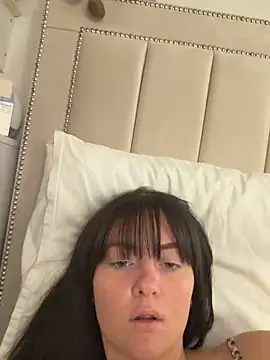 LolaSkyee