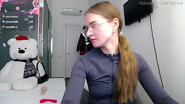 KateJonson webcam