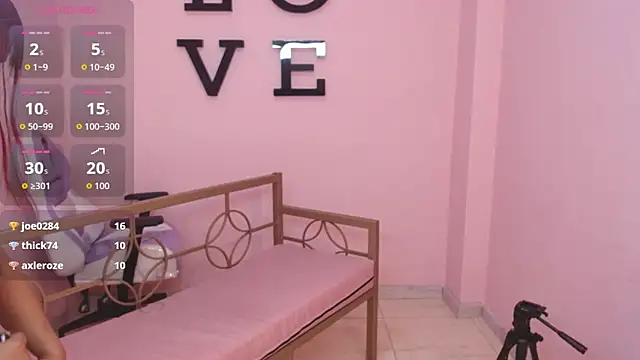 Choloeadams_xxx