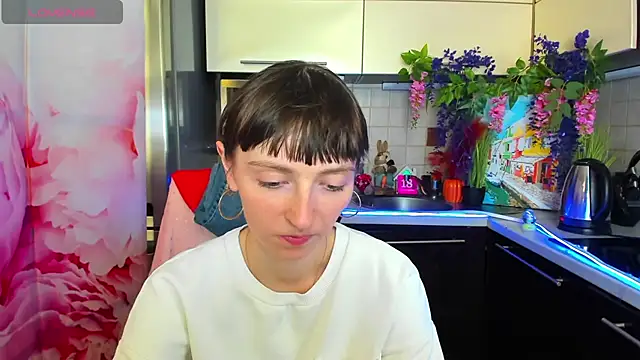 TayanaJons webcam