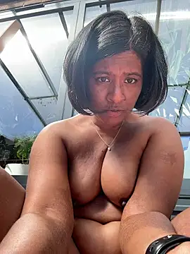 Melarose82 webcam