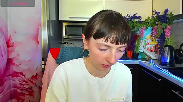 TayanaJons webcam