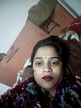 Trisha_71 webcam