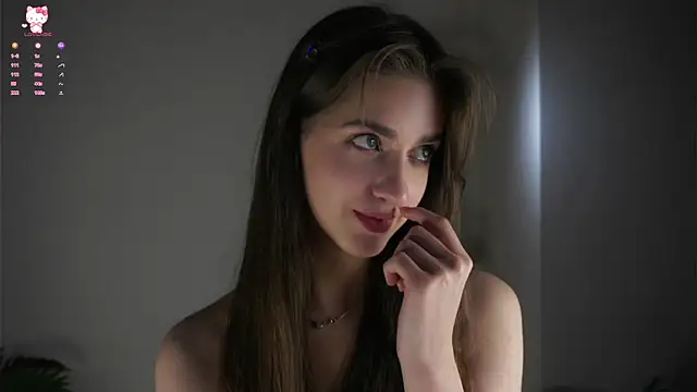 ClarineCasebolt webcam