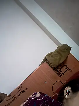 Trisha_71 webcam