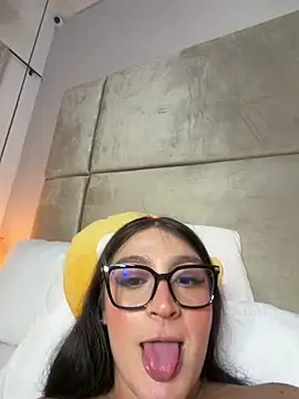 isabel_sofiaa webcam