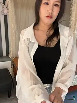 littlesluttycat - Littlesluttycat's free webcam - UK Sex Cams