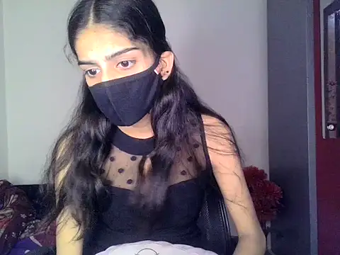 LIZAA__HOT