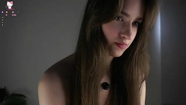ClarineCasebolt webcam
