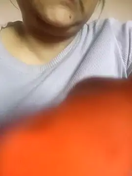 Ohh_Meena webcam