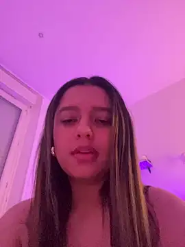 Lusty_Lunaa webcam
